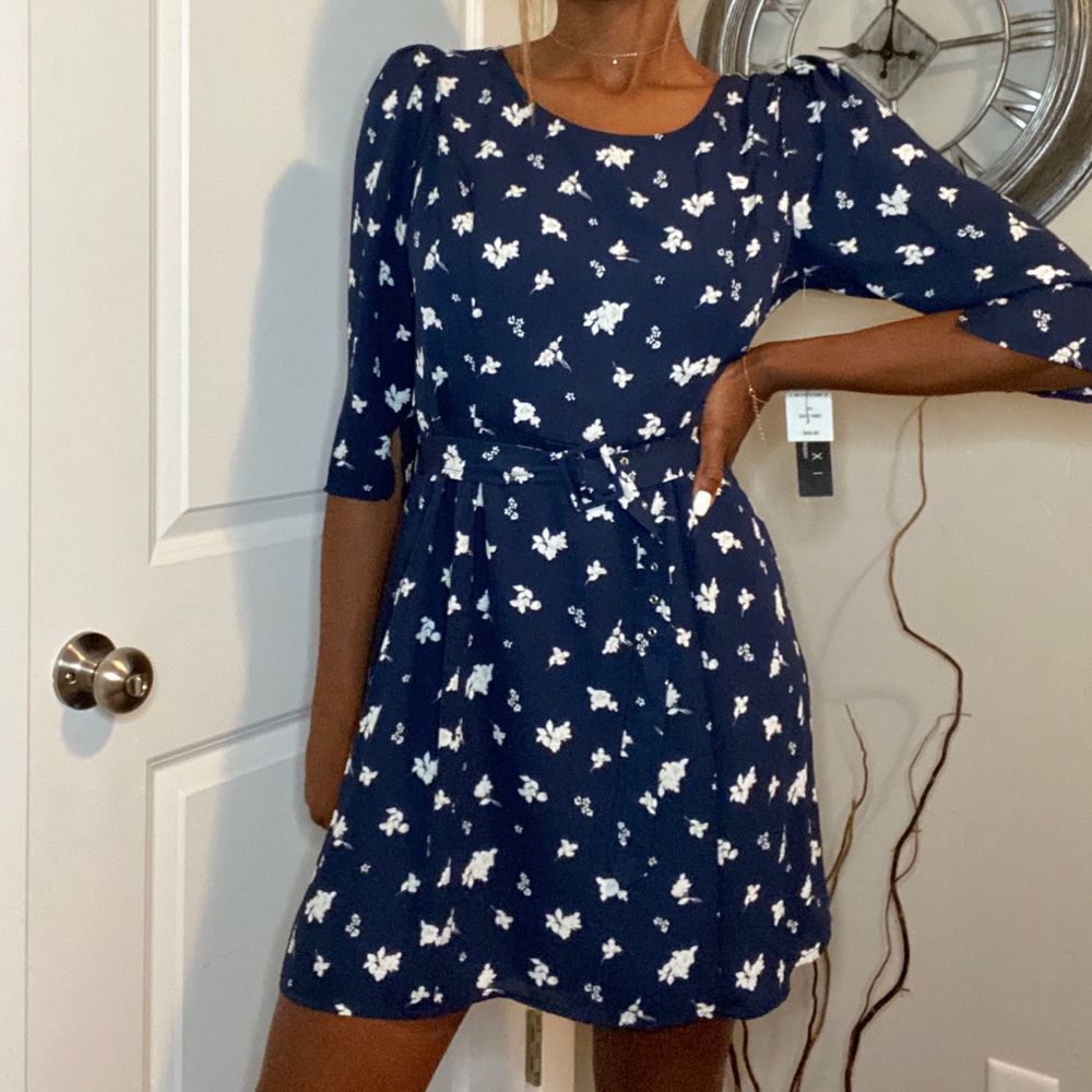 Brand new blue printed midi dress